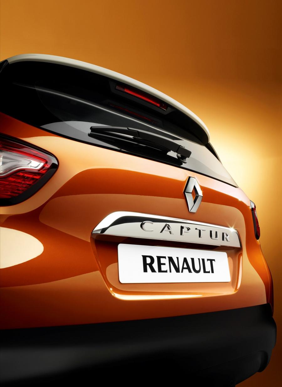  Renault Captur 2013 года  (фото 21 из 26)